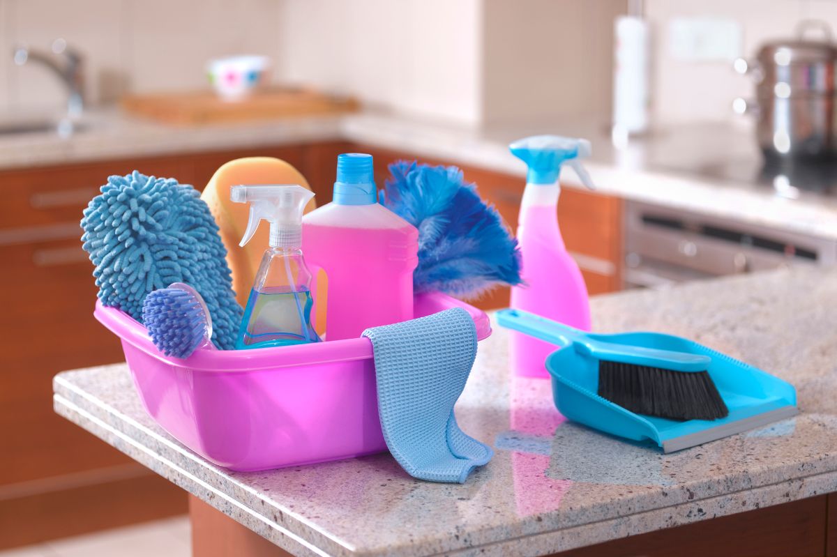 caja de detergentes
